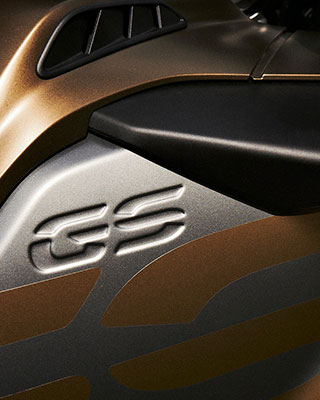 BMW R 1250 GS Adventure with the 30-litre fuel tank