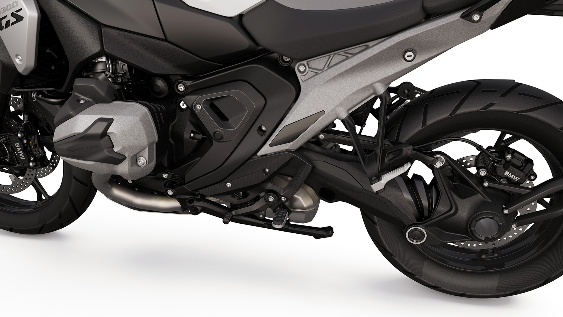 Cross-spoked wheels of the BMW R 1300 GS Triple Black