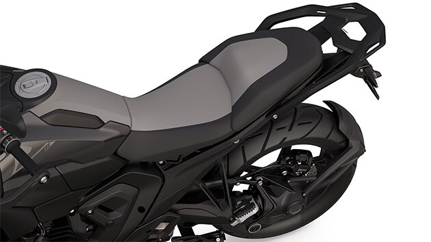 Seat heating on the BMW R 1300 GS Triple Black