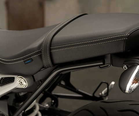R nineT Pure 后部
